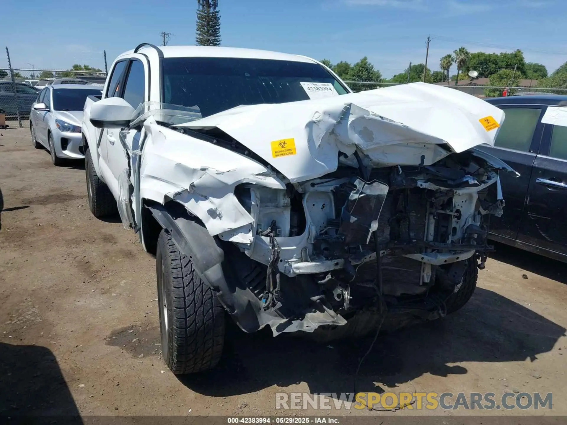 1 Photograph of a damaged car 5TFAX5GN2KX144352 TOYOTA TACOMA 2019
