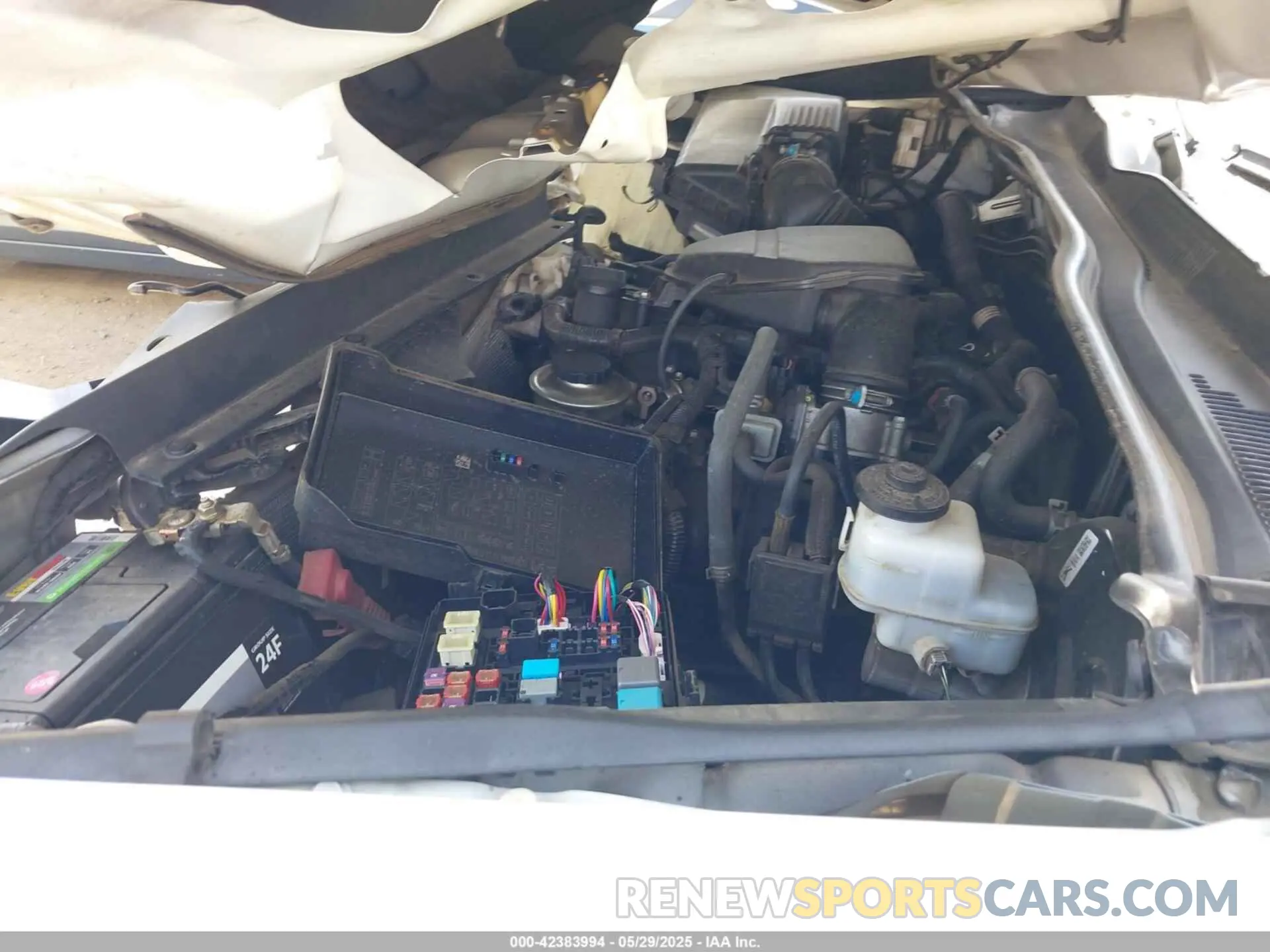 10 Photograph of a damaged car 5TFAX5GN2KX144352 TOYOTA TACOMA 2019
