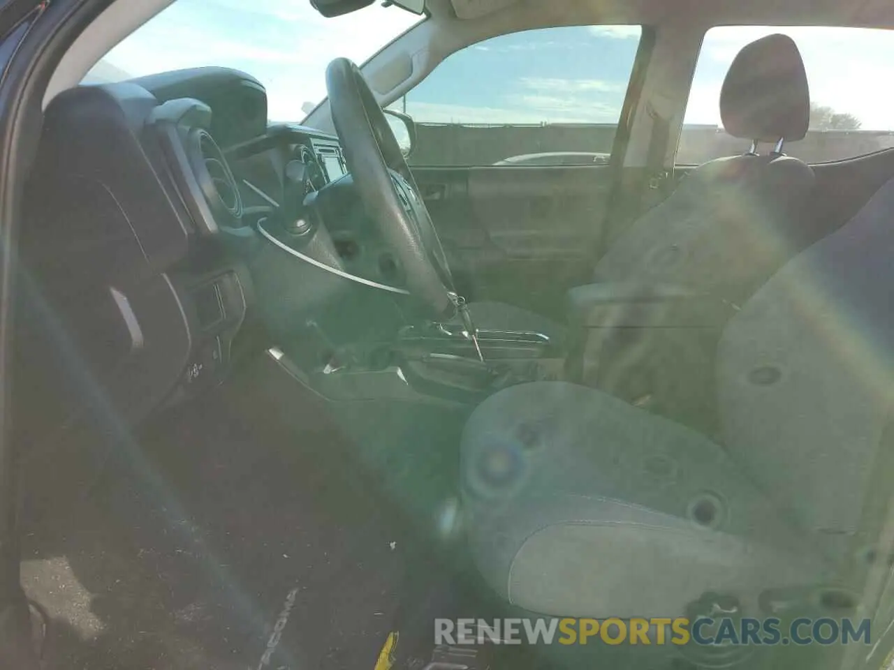 7 Photograph of a damaged car 5TFAX5GN2KX156355 TOYOTA TACOMA 2019