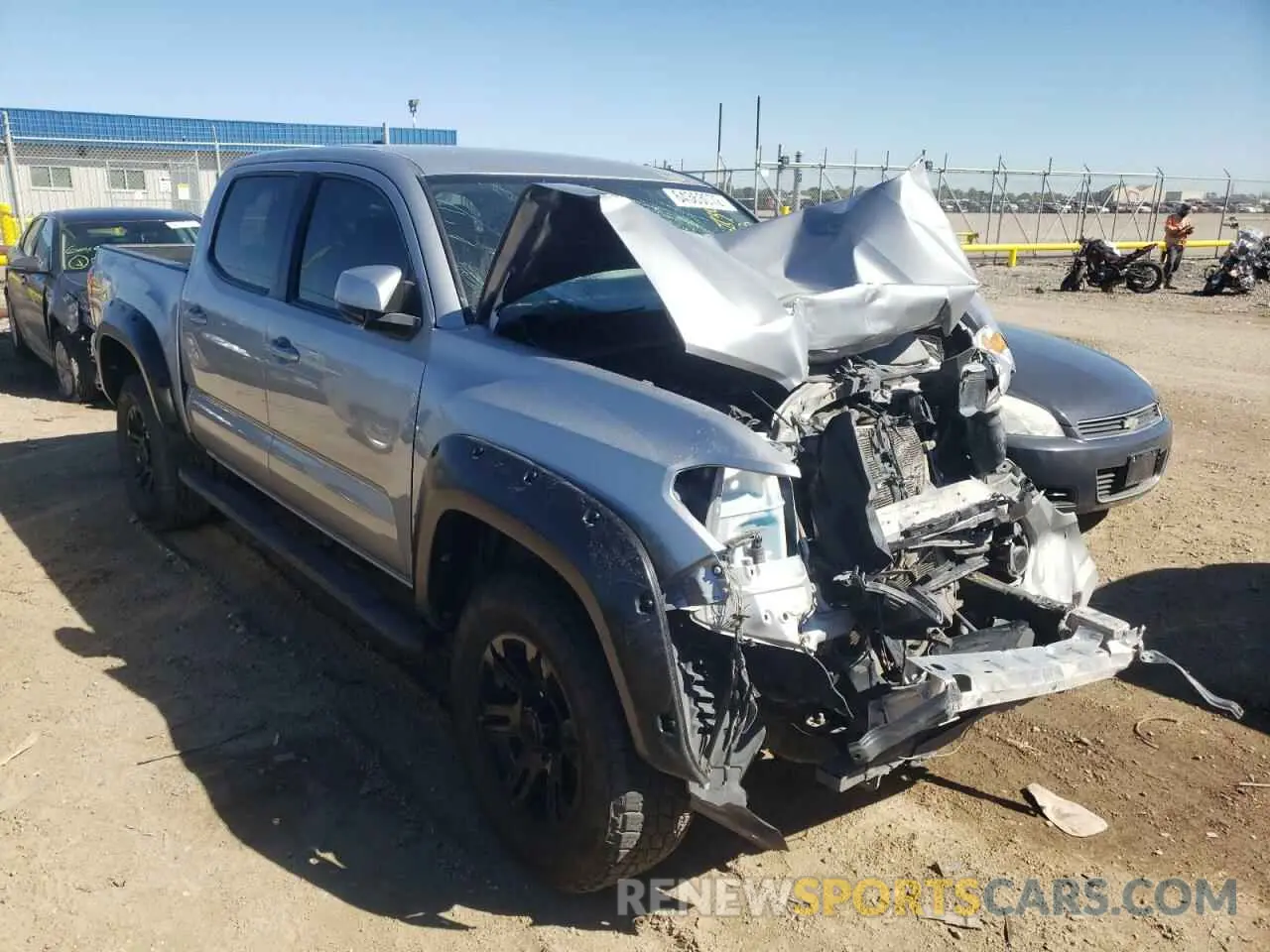1 Photograph of a damaged car 5TFAX5GN3KX132730 TOYOTA TACOMA 2019