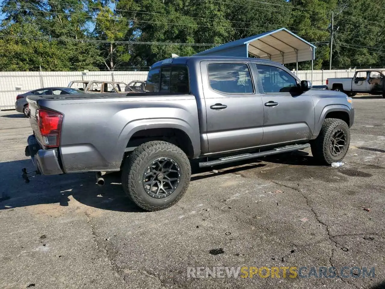 3 Фотография поврежденного автомобиля 5TFAX5GN3KX142318 TOYOTA TACOMA 2019