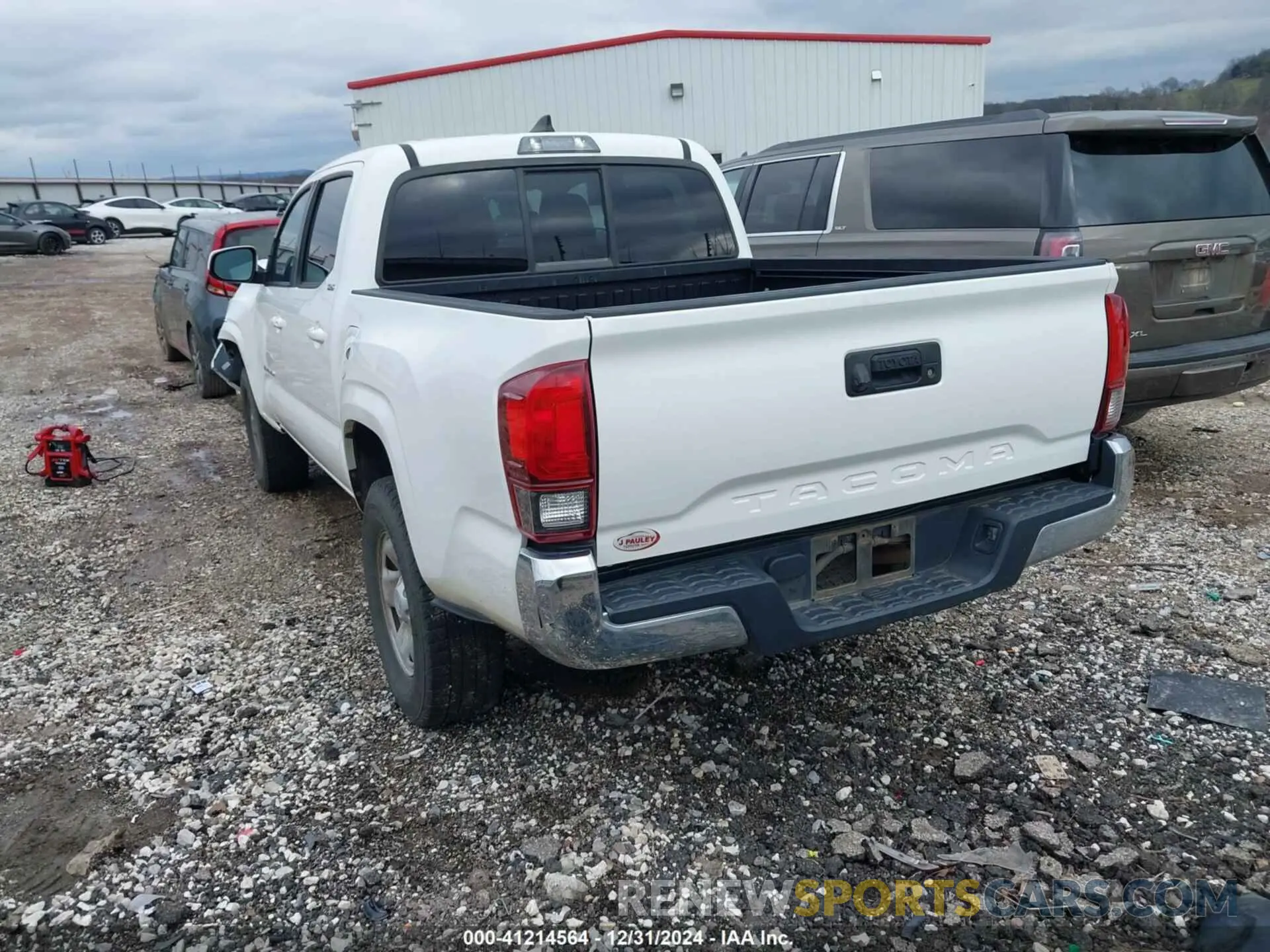 3 Photograph of a damaged car 5TFAX5GN3KX152055 TOYOTA TACOMA 2019