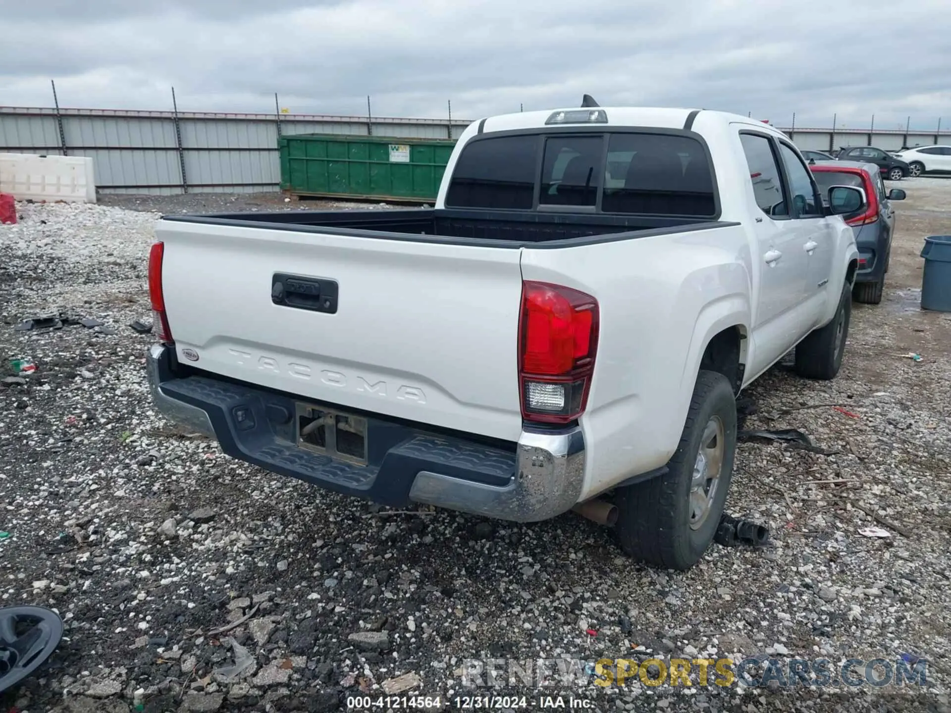 4 Photograph of a damaged car 5TFAX5GN3KX152055 TOYOTA TACOMA 2019