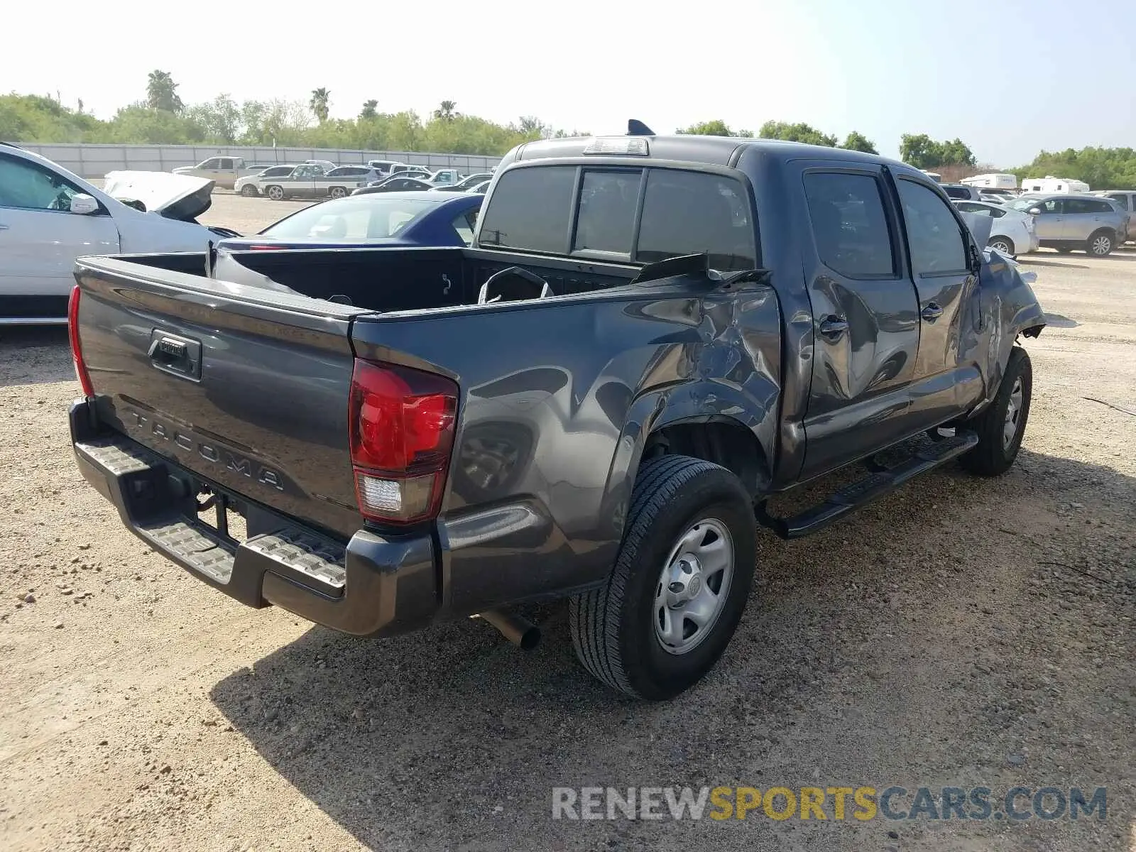 4 Photograph of a damaged car 5TFAX5GN4KX135250 TOYOTA TACOMA 2019