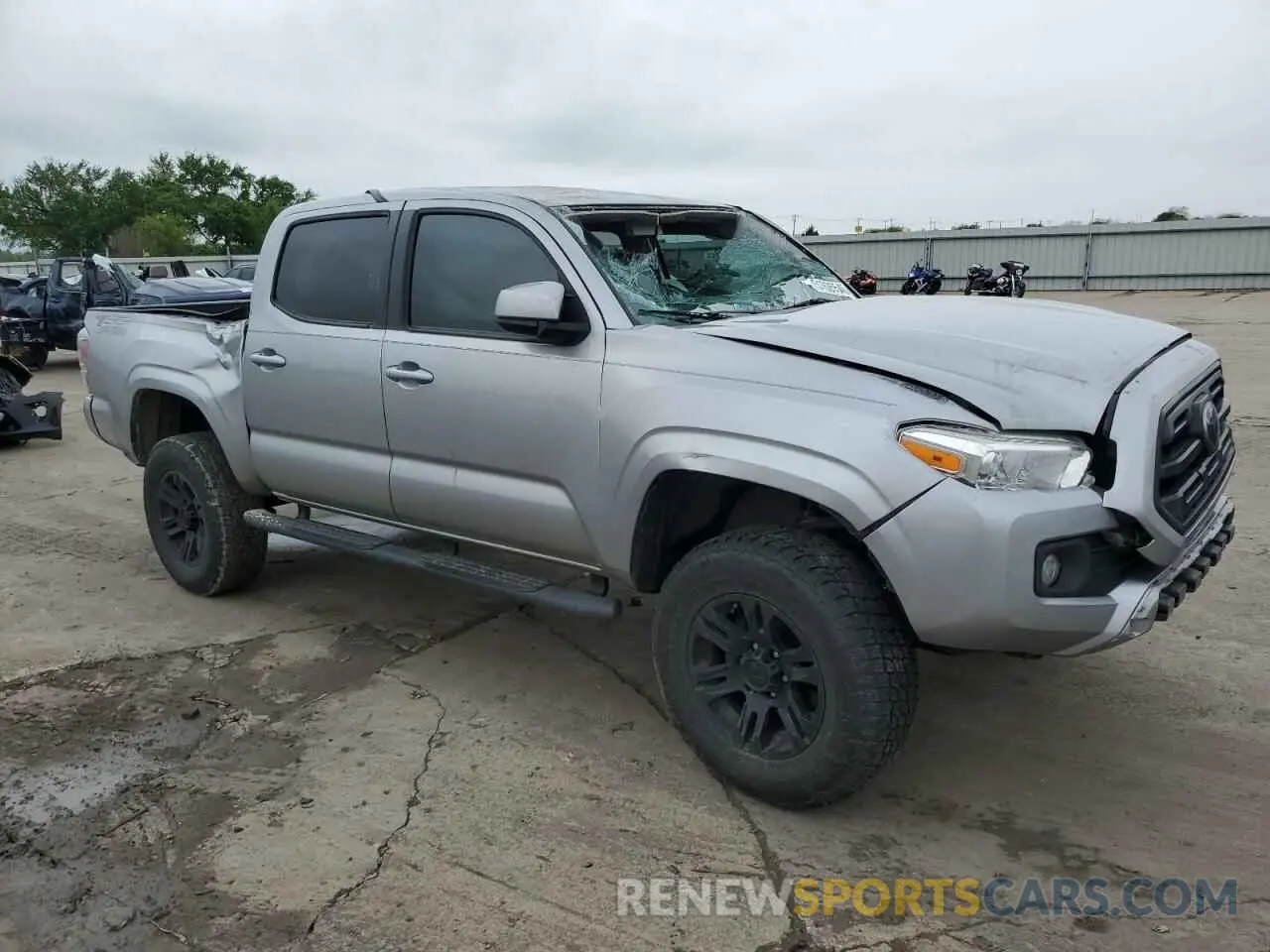 4 Фотография поврежденного автомобиля 5TFAX5GN4KX137807 TOYOTA TACOMA 2019