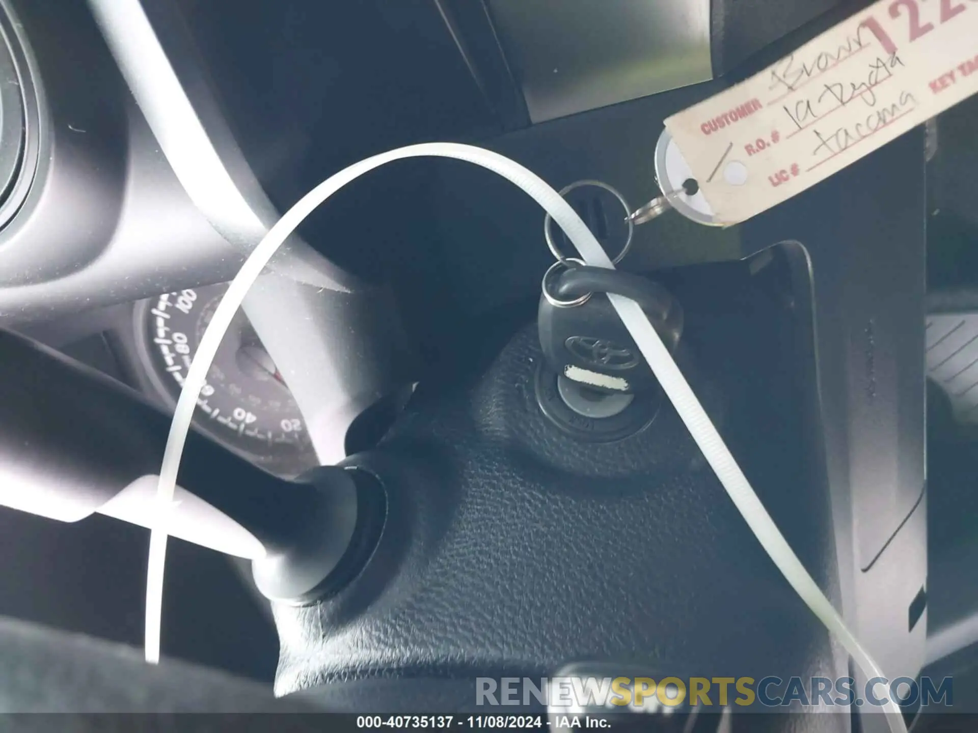 11 Photograph of a damaged car 5TFAX5GN5KX152090 TOYOTA TACOMA 2019