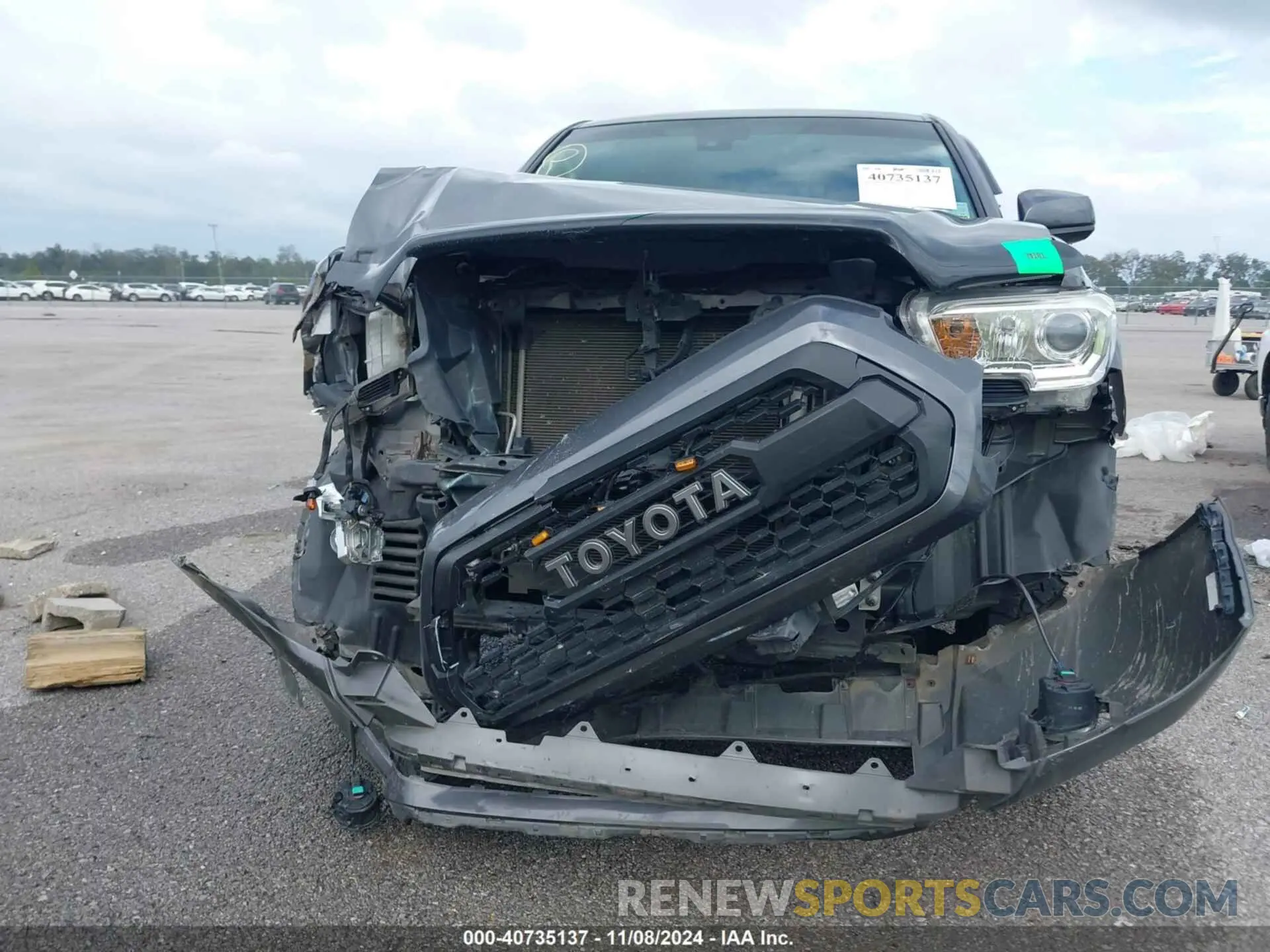 12 Photograph of a damaged car 5TFAX5GN5KX152090 TOYOTA TACOMA 2019