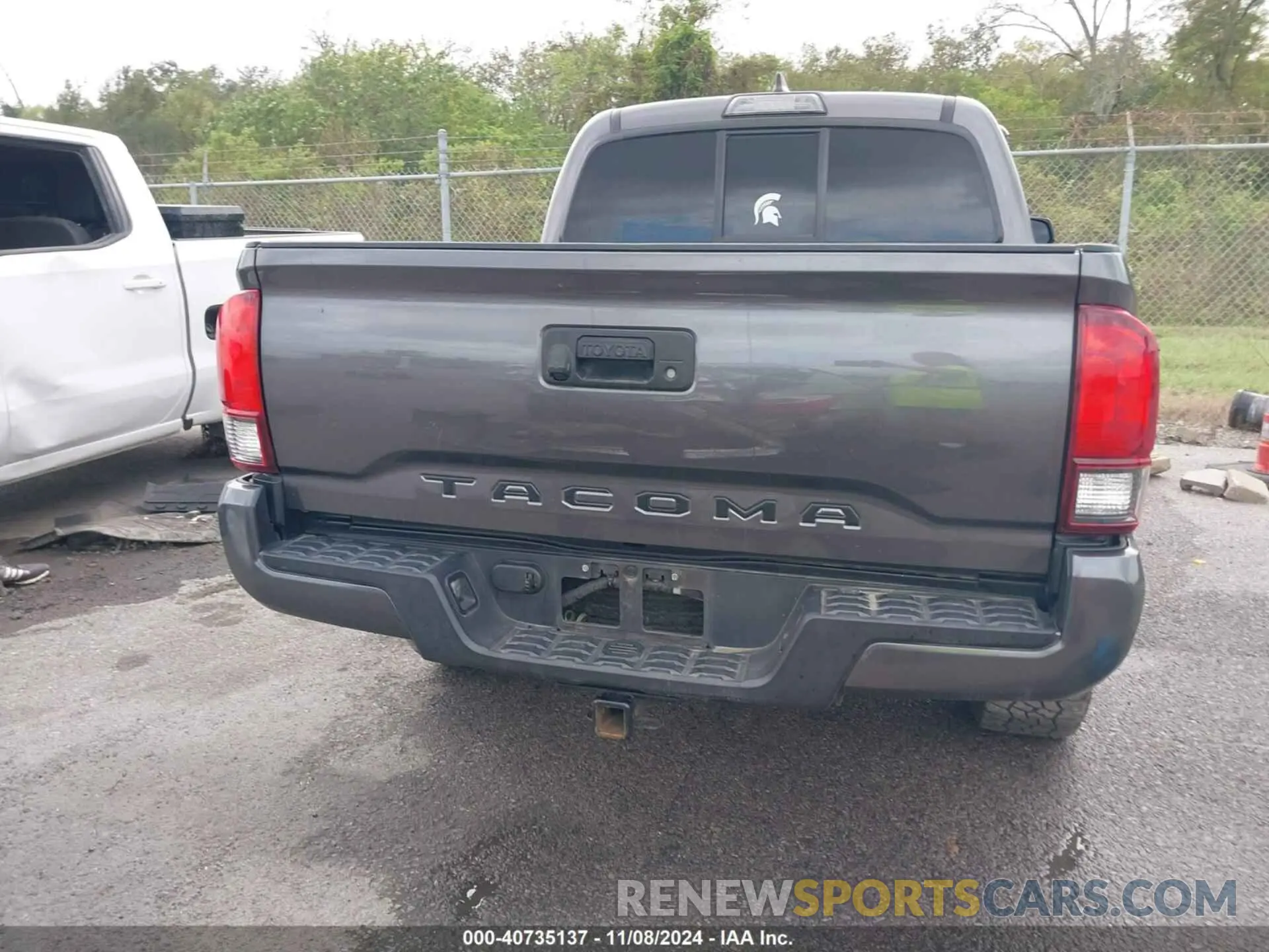 16 Photograph of a damaged car 5TFAX5GN5KX152090 TOYOTA TACOMA 2019