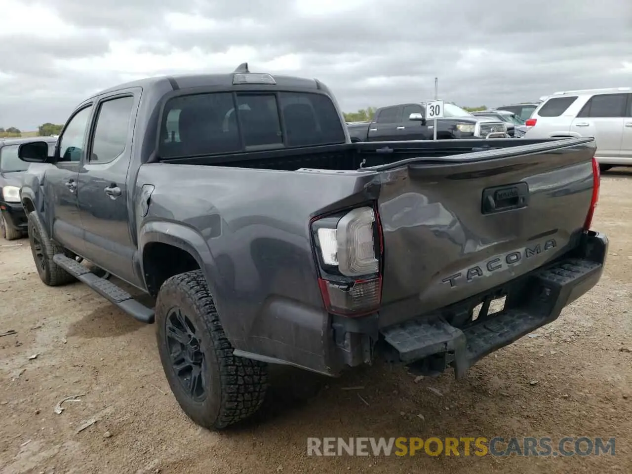 3 Фотография поврежденного автомобиля 5TFAX5GN7KX135775 TOYOTA TACOMA 2019