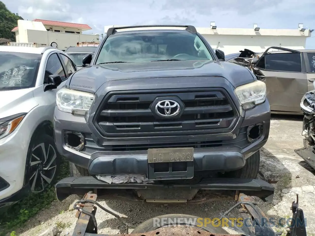 5 Photograph of a damaged car 5TFAX5GN7KX145724 TOYOTA TACOMA 2019