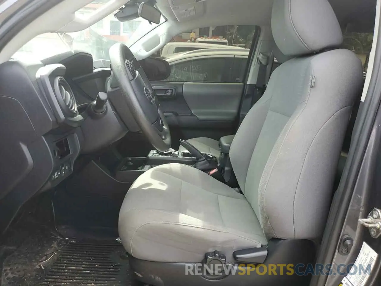 7 Photograph of a damaged car 5TFAX5GN7KX145724 TOYOTA TACOMA 2019