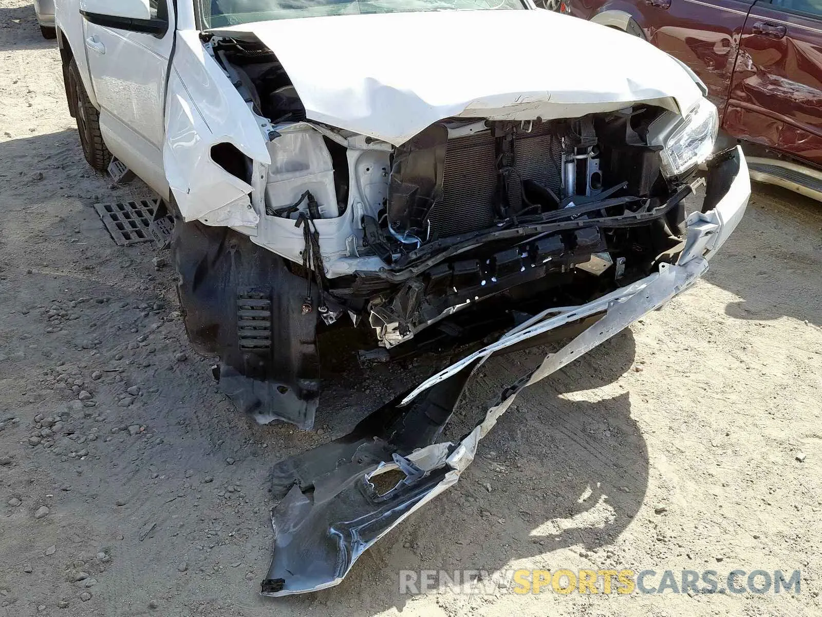 9 Photograph of a damaged car 5TFAX5GN8KX133310 TOYOTA TACOMA 2019