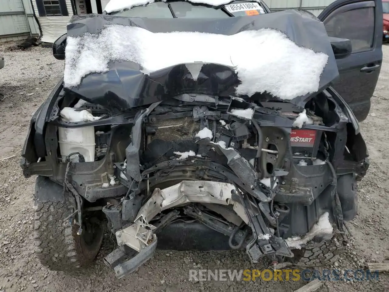 11 Photograph of a damaged car 5TFAX5GN8KX142542 TOYOTA TACOMA 2019