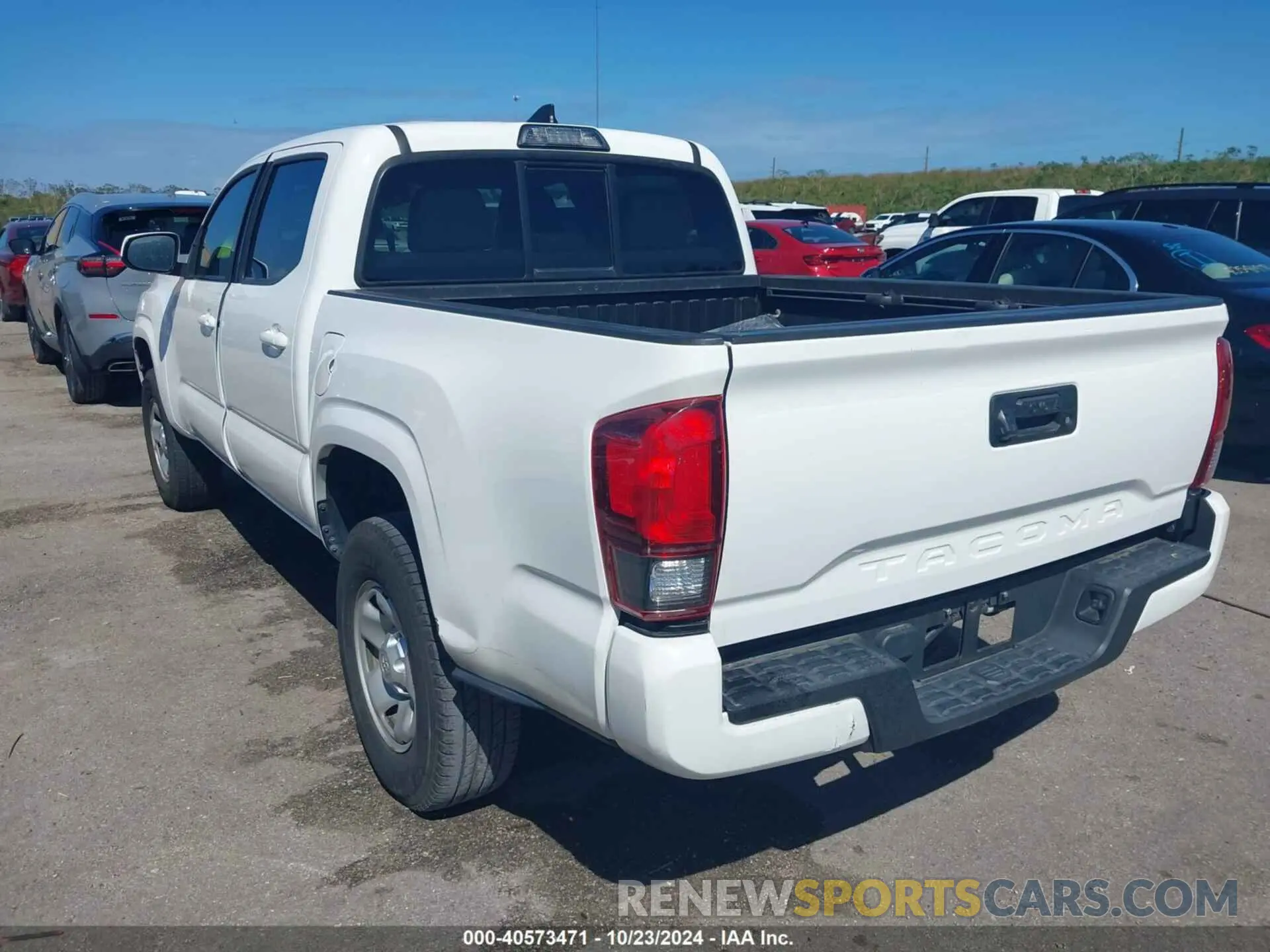3 Photograph of a damaged car 5TFAX5GN8KX144193 TOYOTA TACOMA 2019