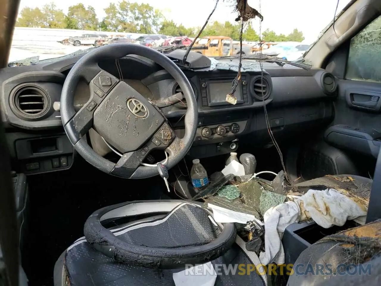 8 Photograph of a damaged car 5TFAX5GN8KX155405 TOYOTA TACOMA 2019