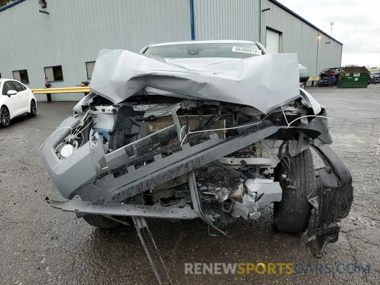 9 Photograph of a damaged car 5TFAX5GN9KX144803 TOYOTA TACOMA 2019