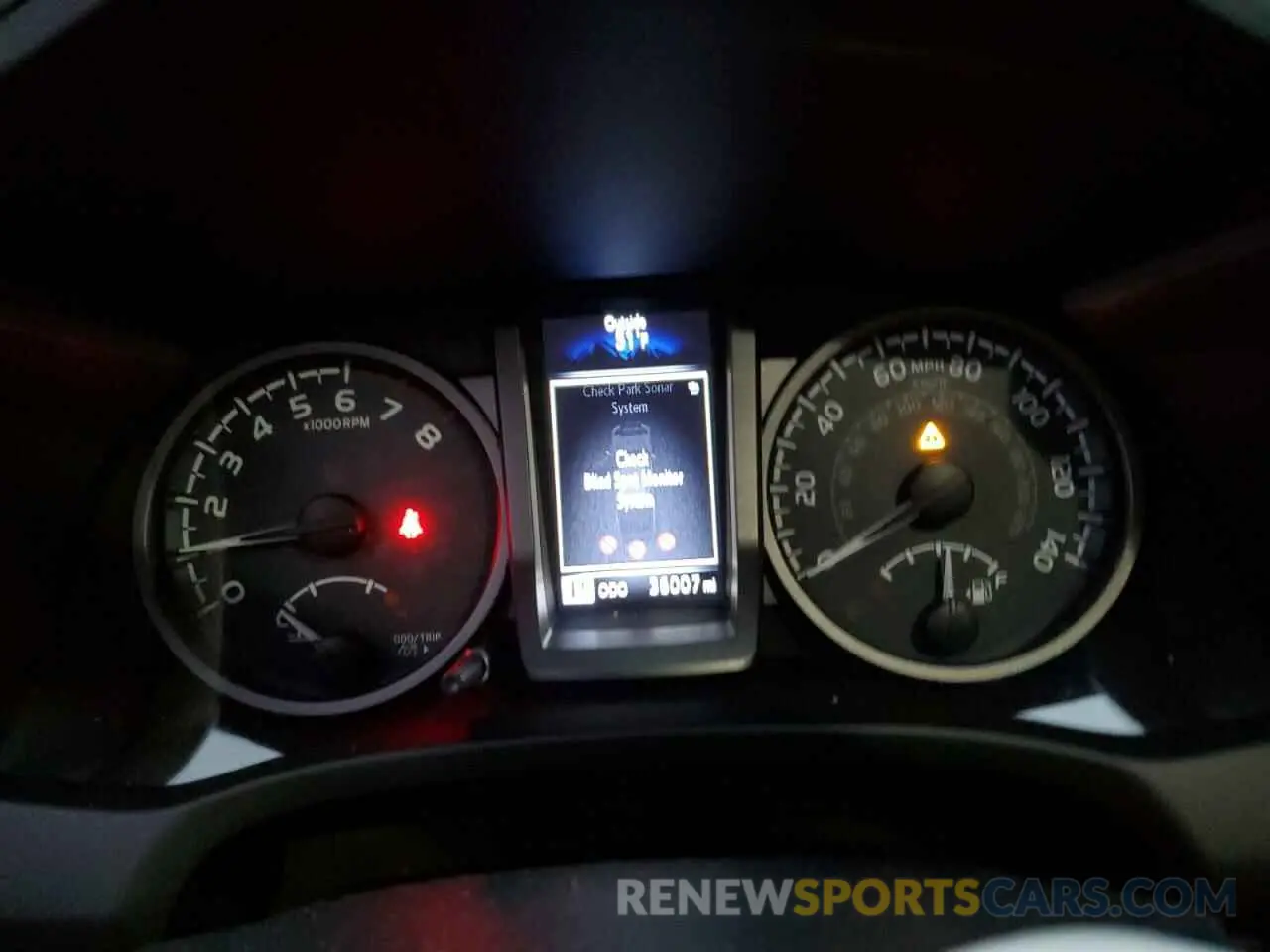 9 Photograph of a damaged car 5TFAZ5CN0KX077962 TOYOTA TACOMA 2019