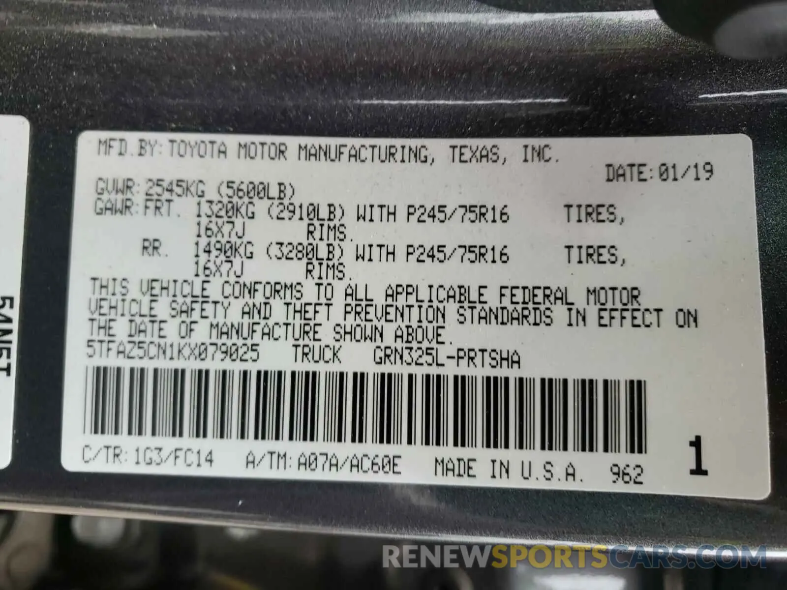 10 Photograph of a damaged car 5TFAZ5CN1KX079025 TOYOTA TACOMA 2019