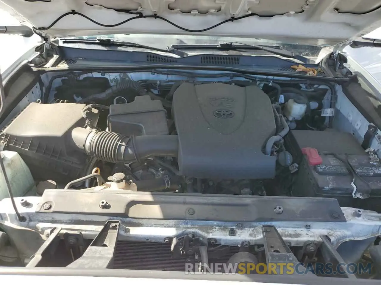 12 Photograph of a damaged car 5TFAZ5CN1KX086878 TOYOTA TACOMA 2019