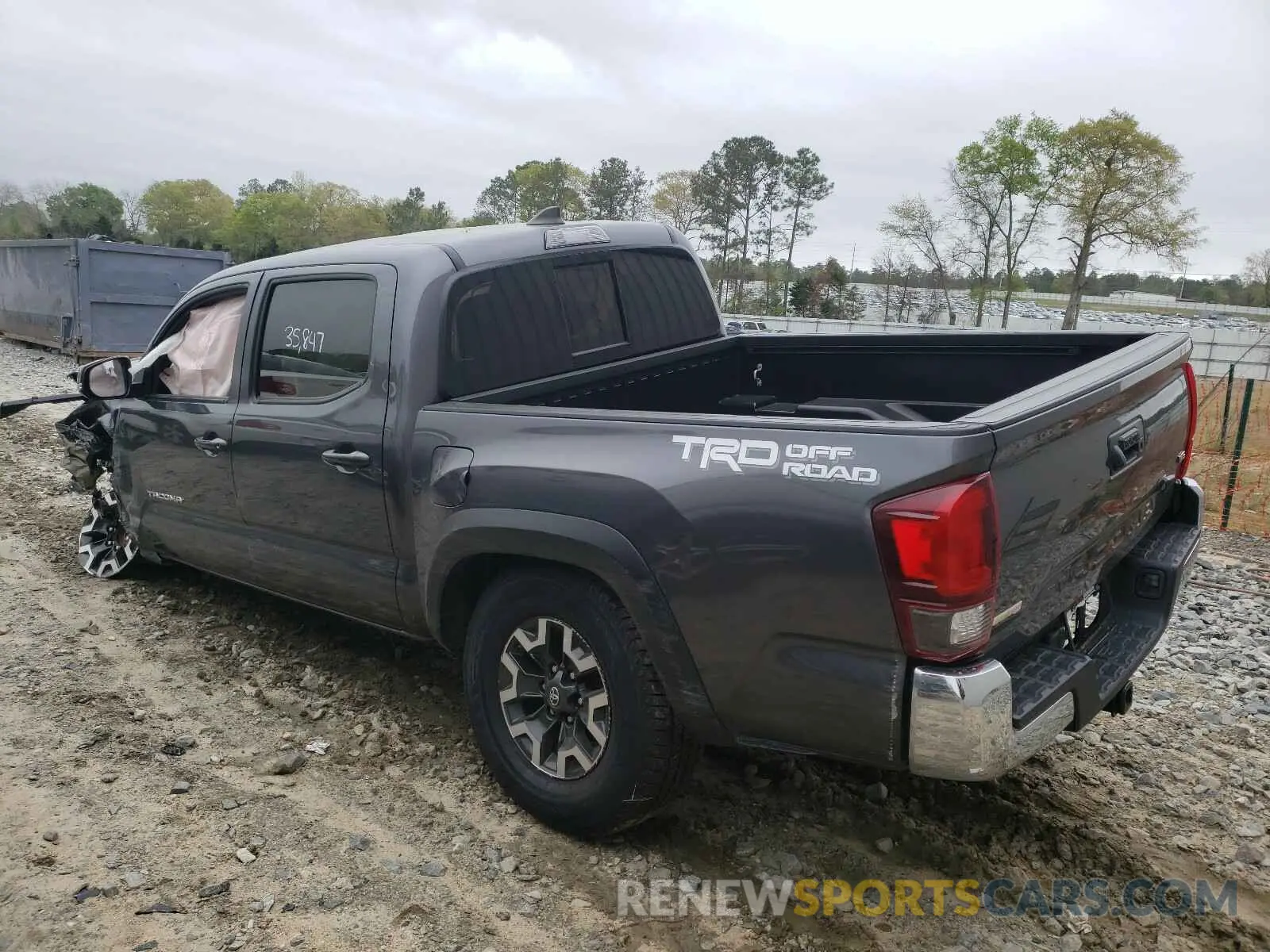 3 Photograph of a damaged car 5TFAZ5CN2KX081754 TOYOTA TACOMA 2019