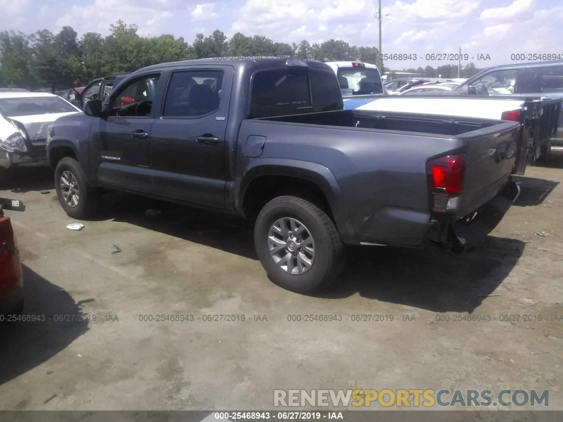 3 Photograph of a damaged car 5TFAZ5CN3KX076580 TOYOTA TACOMA 2019