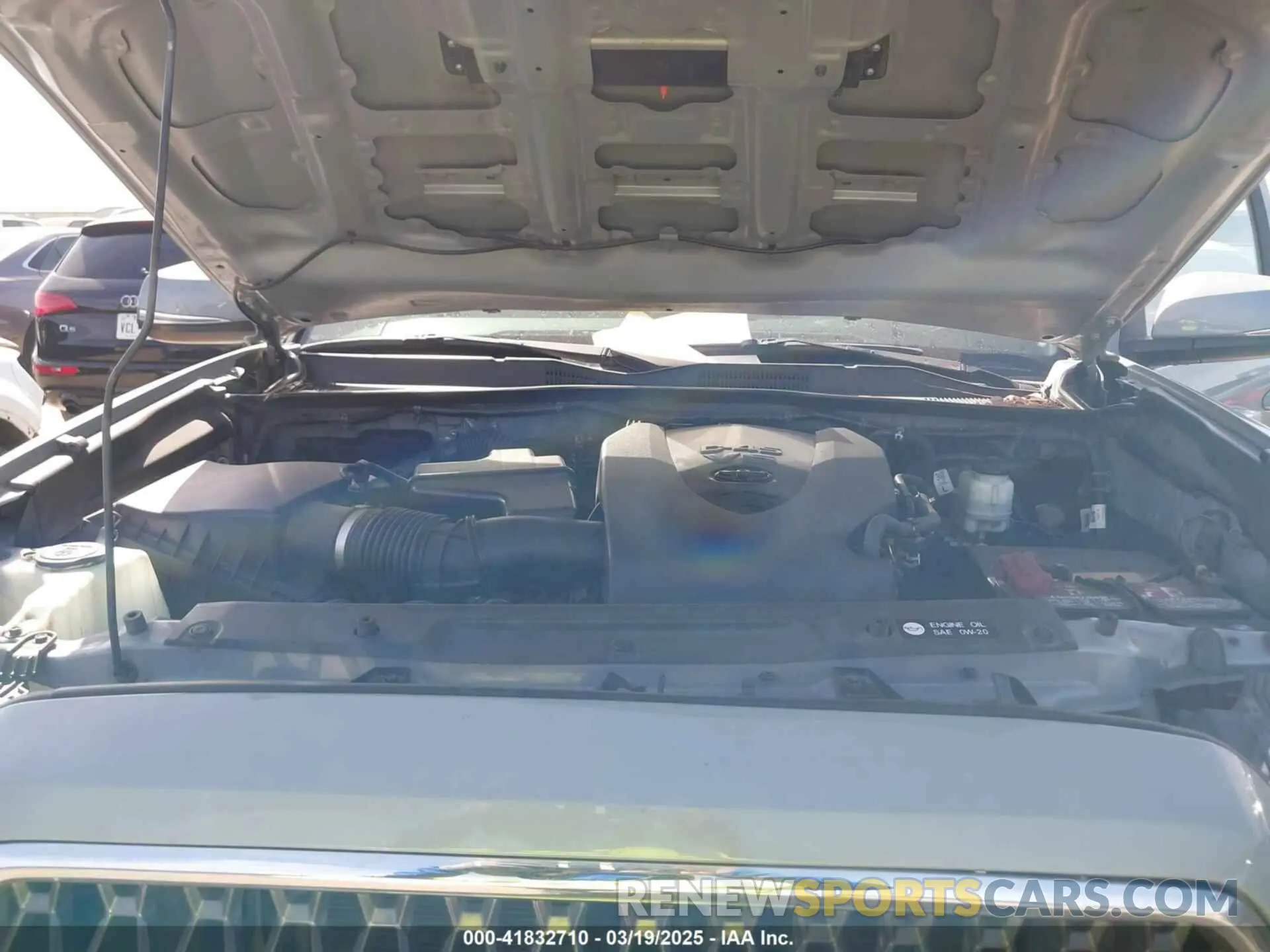 10 Фотография поврежденного автомобиля 5TFAZ5CN6KX082065 TOYOTA TACOMA 2019