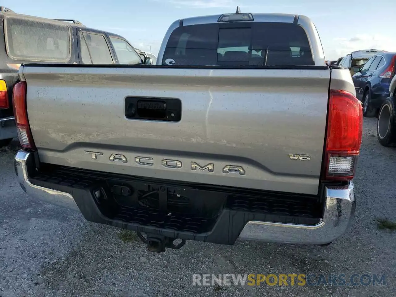 6 Photograph of a damaged car 5TFAZ5CN7KX076520 TOYOTA TACOMA 2019