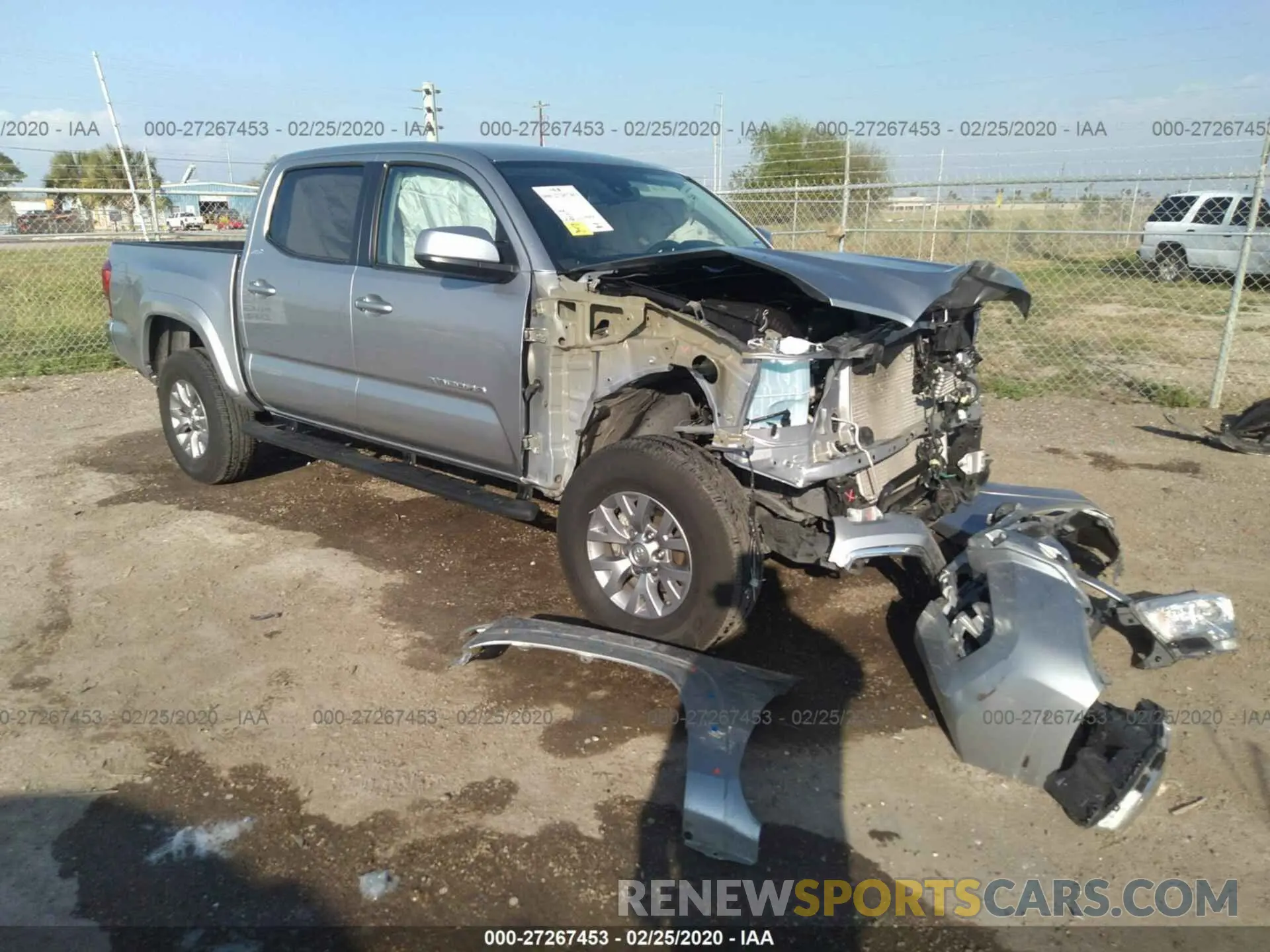 1 Photograph of a damaged car 5TFAZ5CN8KX084870 TOYOTA TACOMA 2019