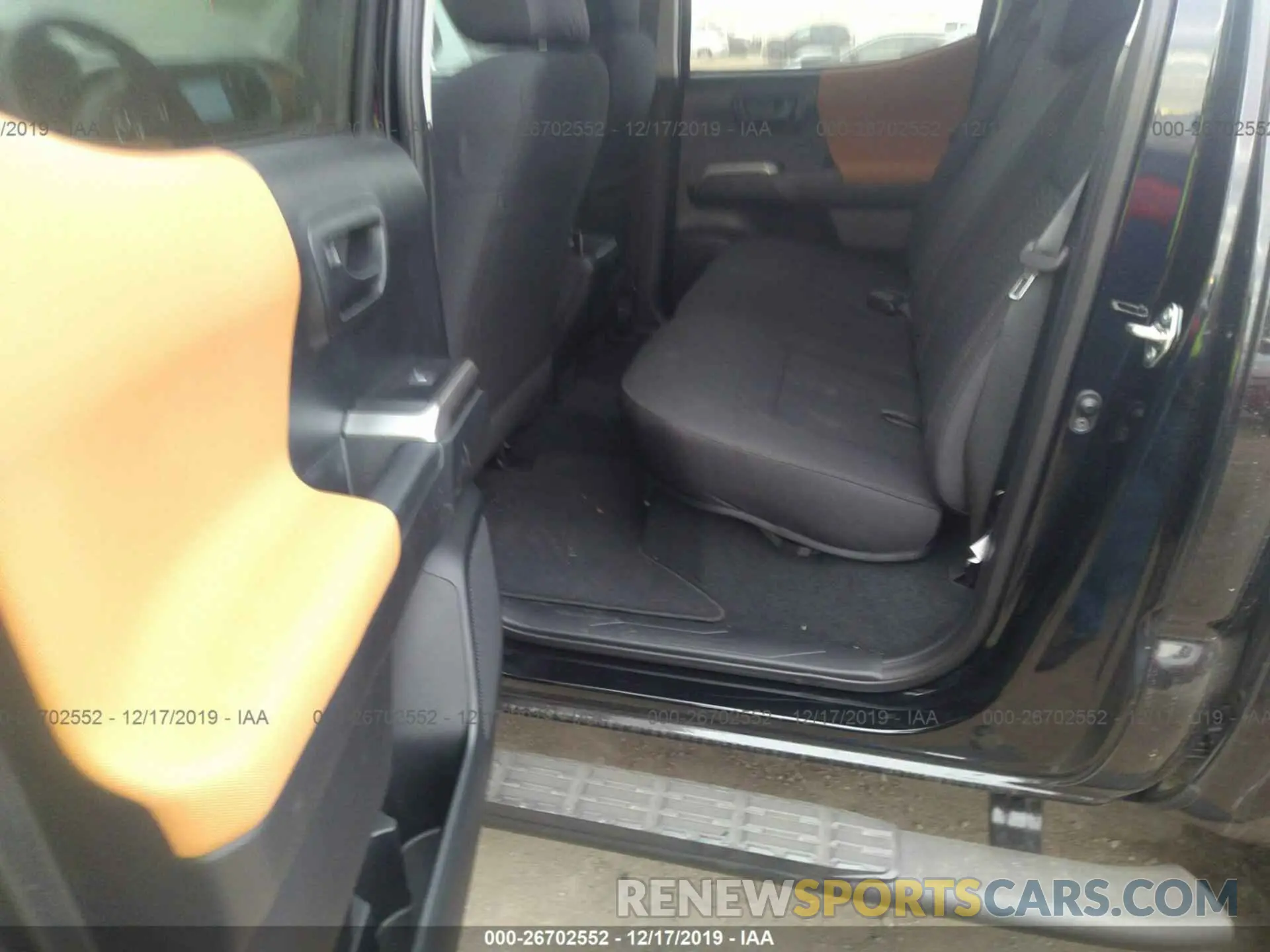 8 Photograph of a damaged car 5TFAZ5CN9KX082691 TOYOTA TACOMA 2019