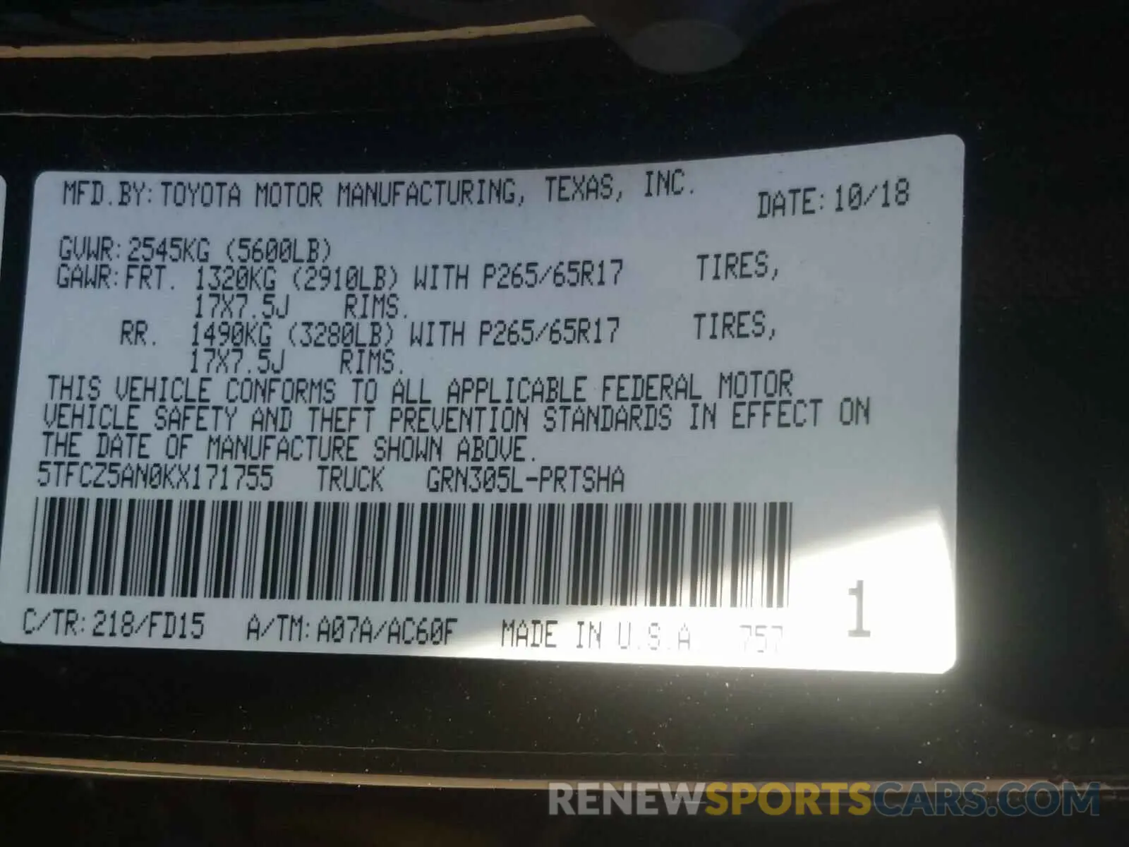 10 Photograph of a damaged car 5TFCZ5AN0KX171755 TOYOTA TACOMA 2019