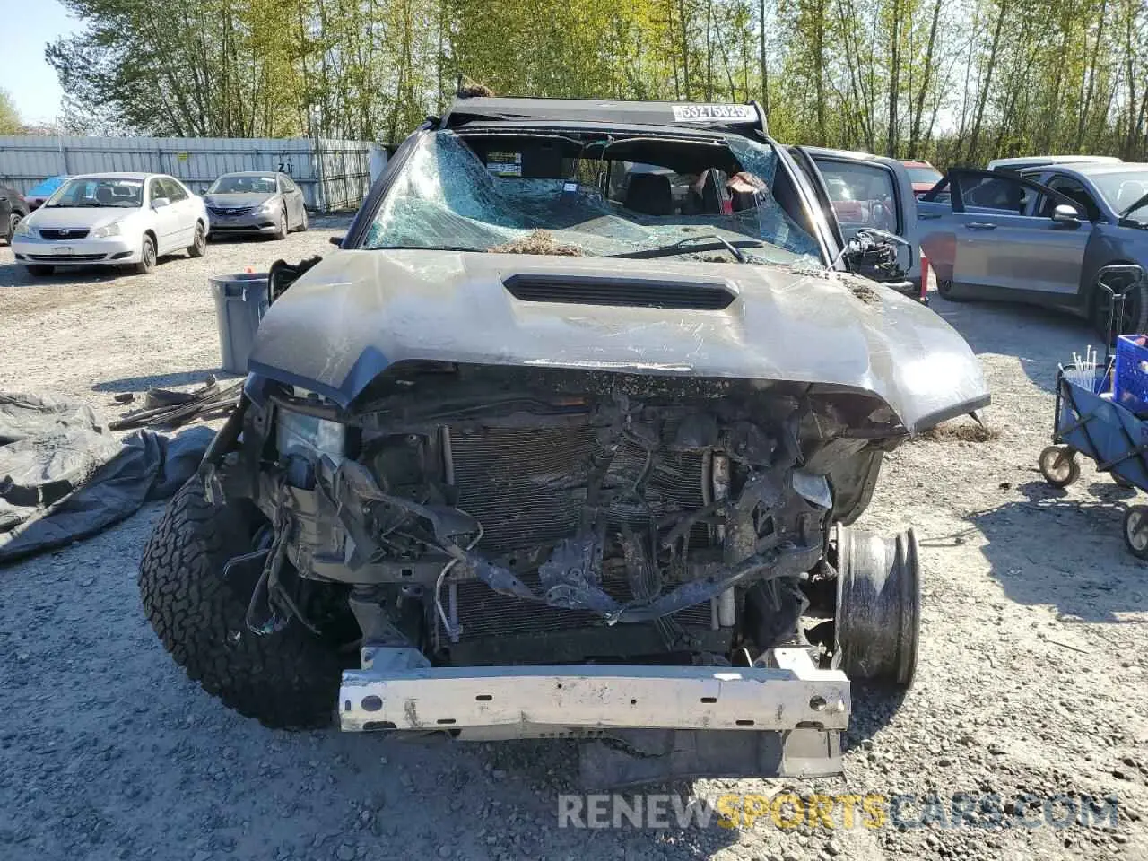 5 Photograph of a damaged car 5TFCZ5AN1KX192372 TOYOTA TACOMA 2019