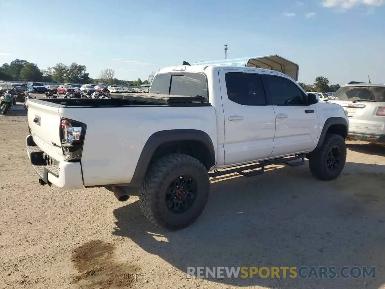 3 Photograph of a damaged car 5TFCZ5AN2KX188184 TOYOTA TACOMA 2019