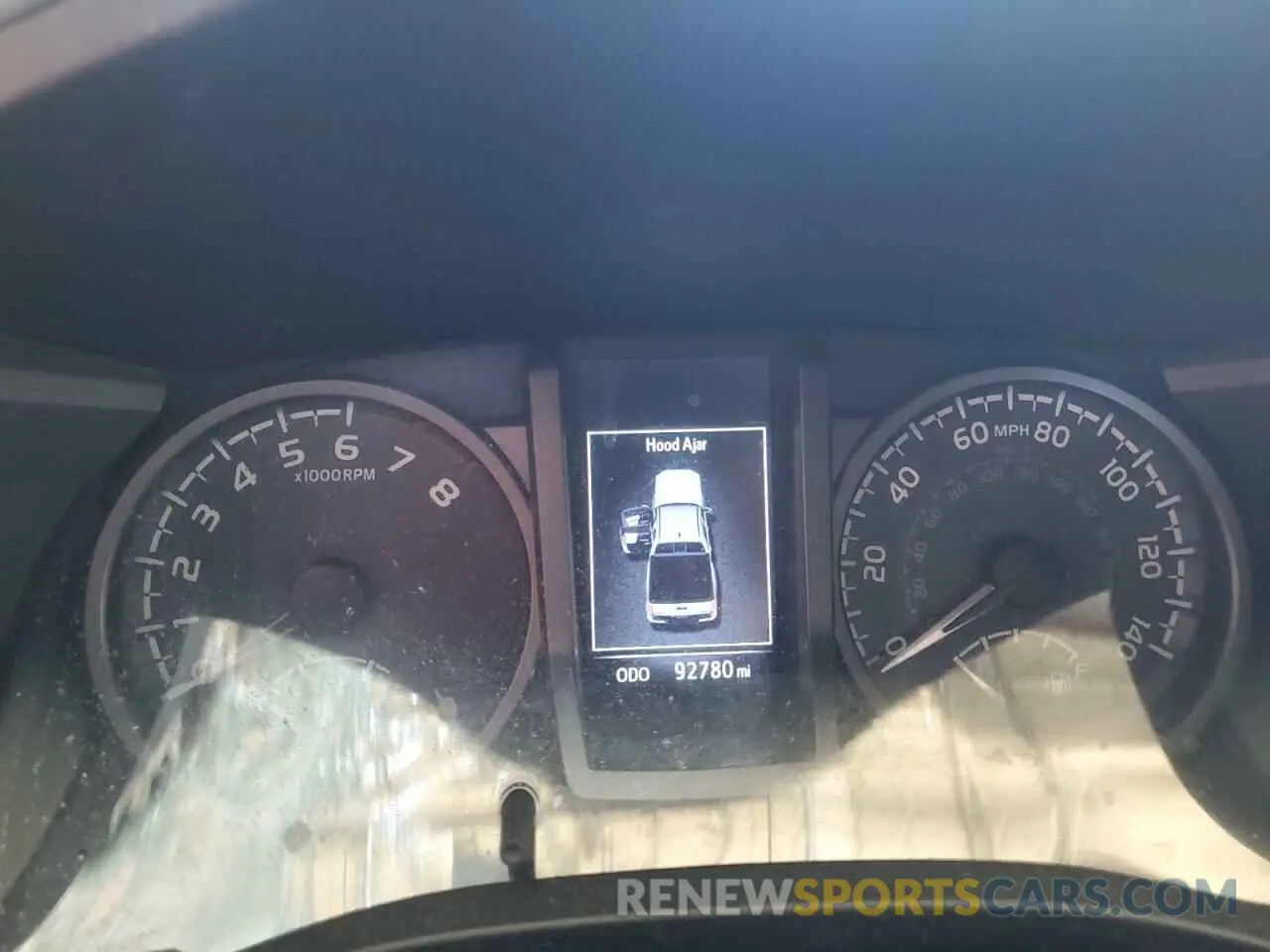 9 Photograph of a damaged car 5TFCZ5AN5KX188874 TOYOTA TACOMA 2019