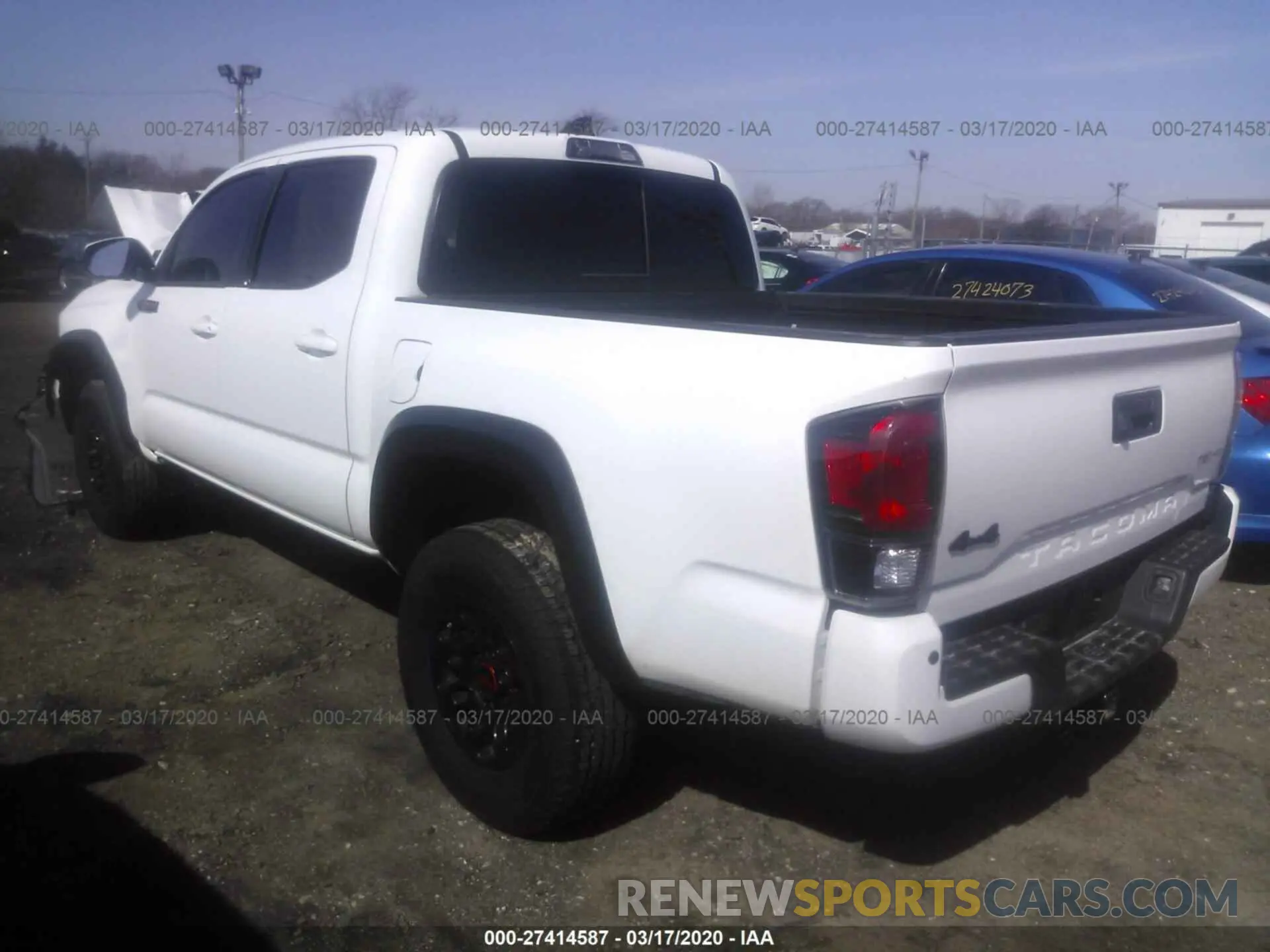 3 Photograph of a damaged car 5TFCZ5AN6KX185269 TOYOTA TACOMA 2019