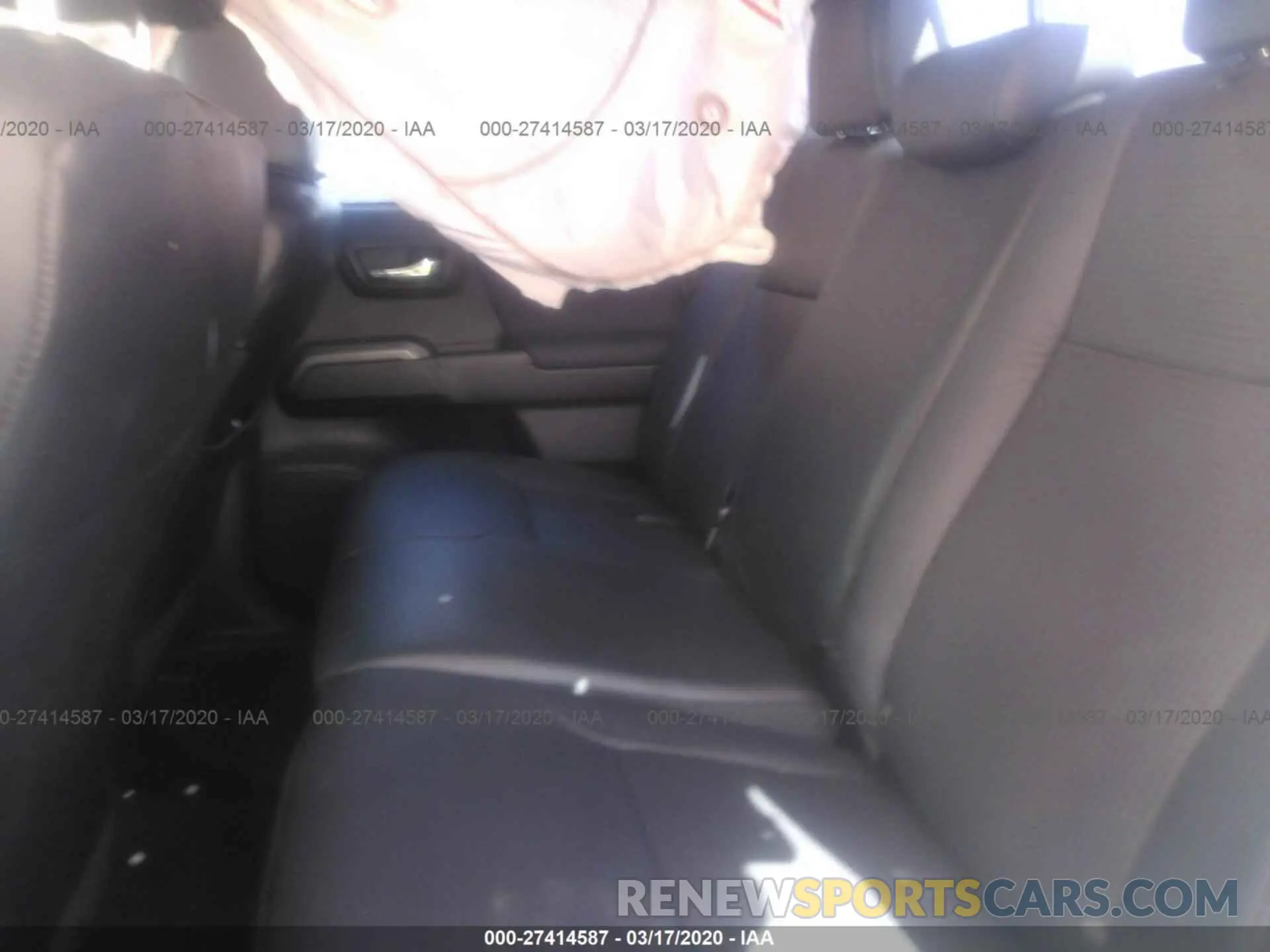 8 Photograph of a damaged car 5TFCZ5AN6KX185269 TOYOTA TACOMA 2019