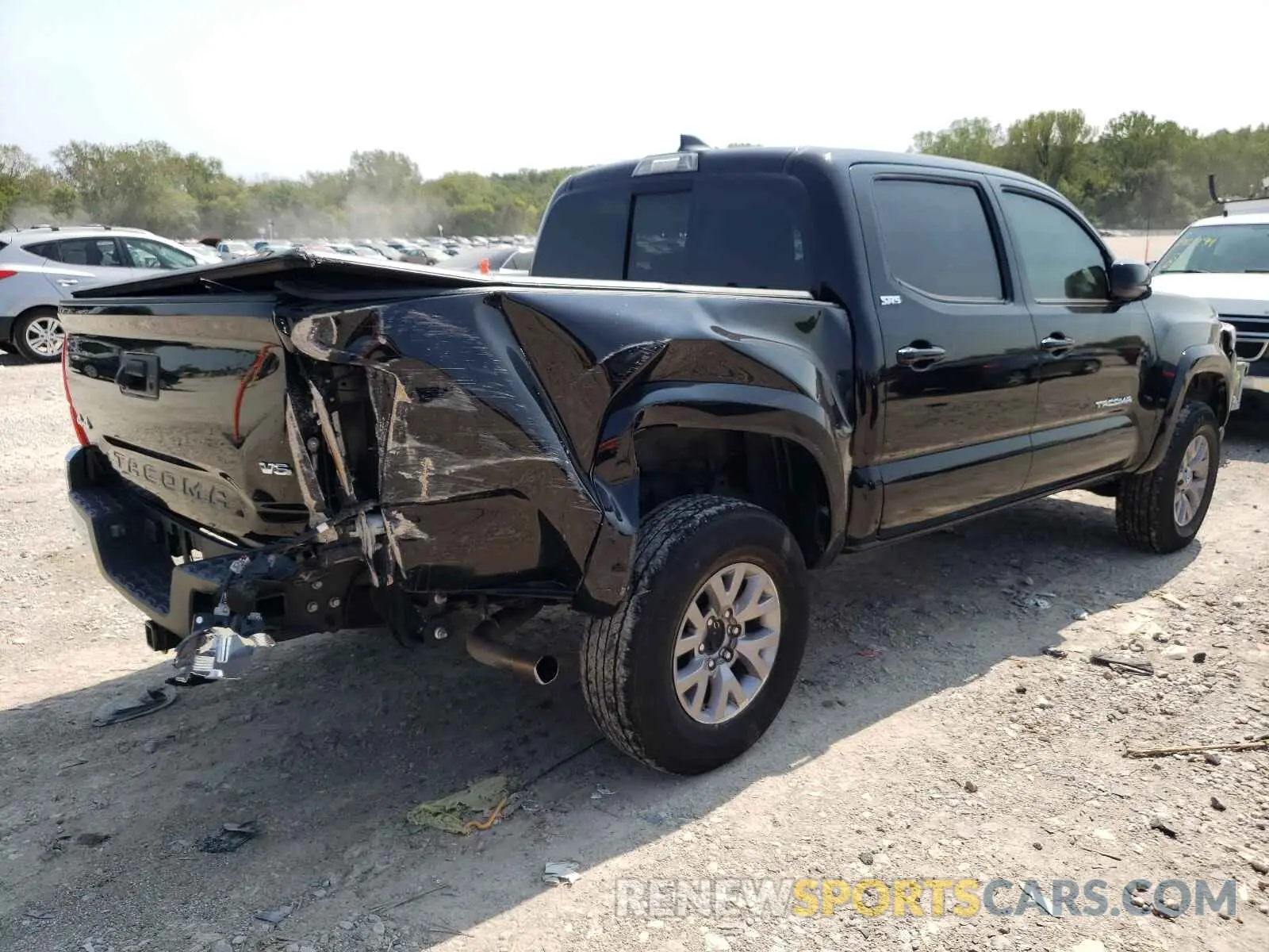 4 Photograph of a damaged car 5TFCZ5AN8KX180607 TOYOTA TACOMA 2019