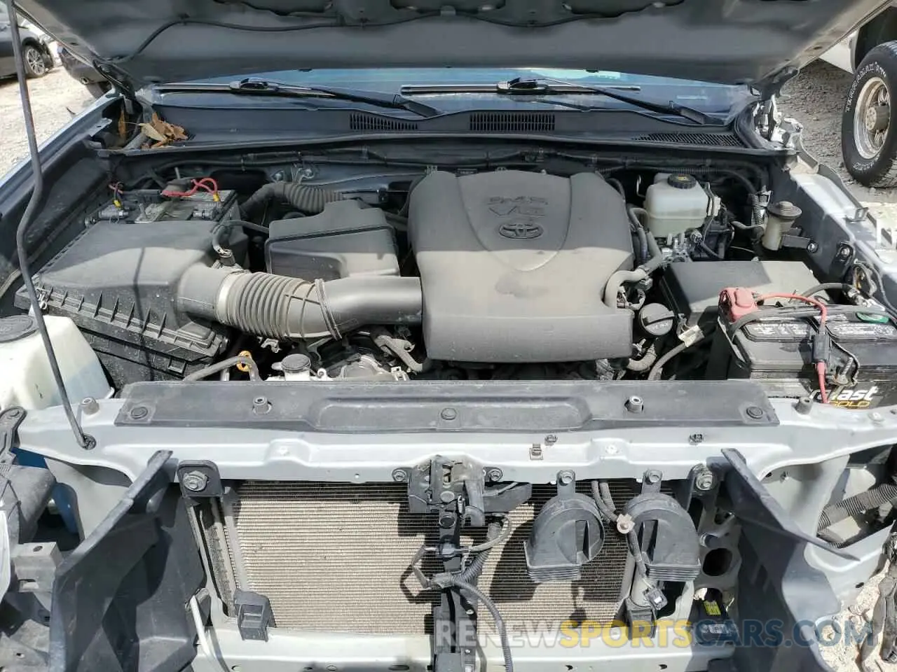 11 Фотография поврежденного автомобиля 5TFCZ5AN9KX205644 TOYOTA TACOMA 2019