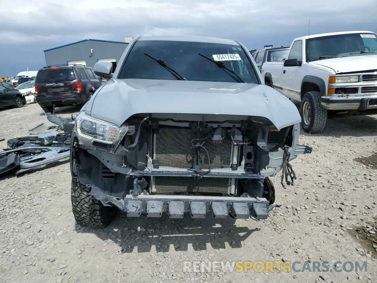 5 Фотография поврежденного автомобиля 5TFCZ5AN9KX205644 TOYOTA TACOMA 2019