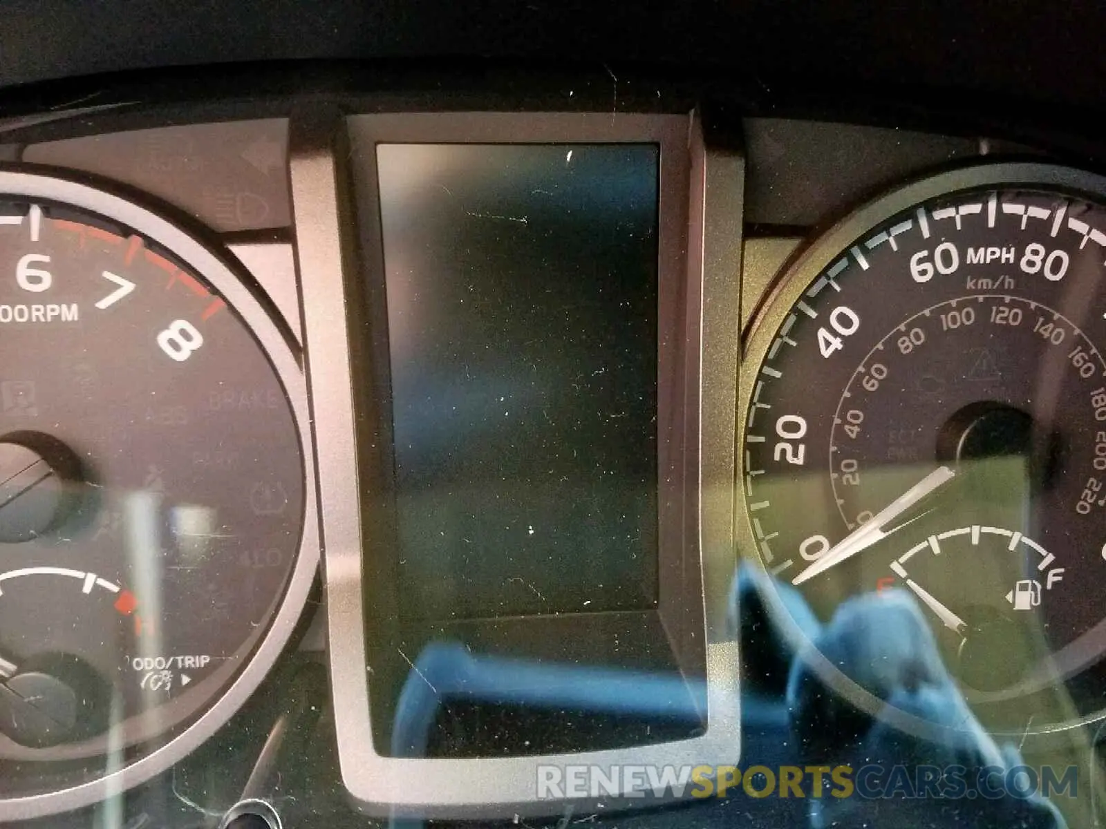 8 Photograph of a damaged car 5TFCZ5ANXKX210593 TOYOTA TACOMA 2019