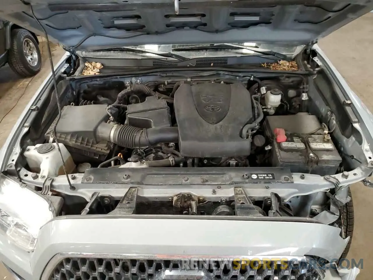 11 Photograph of a damaged car 5TFDZ5BN2KX040264 TOYOTA TACOMA 2019