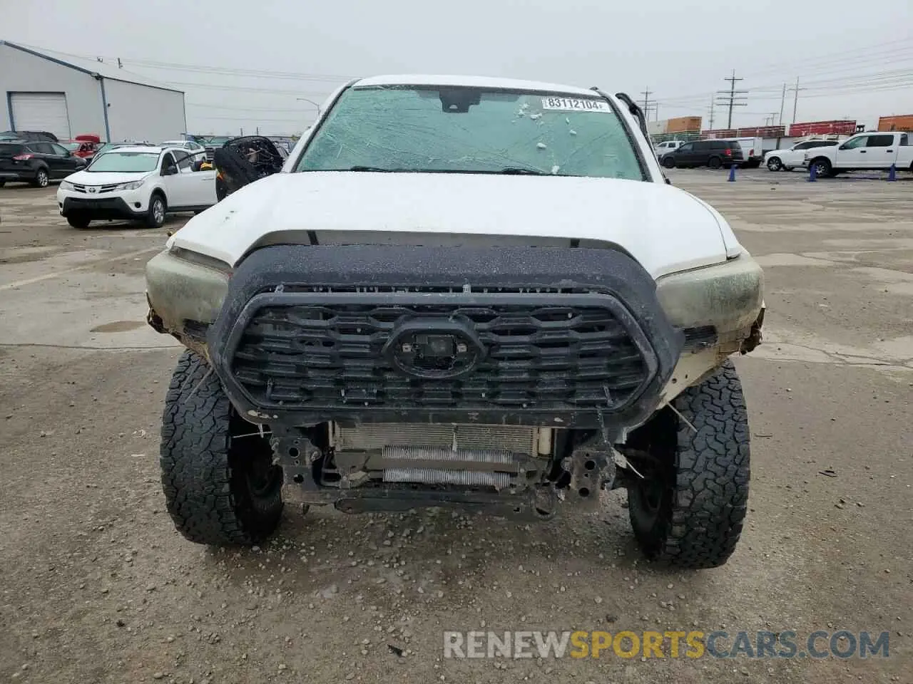 5 Photograph of a damaged car 5TFDZ5BN4KX042694 TOYOTA TACOMA 2019