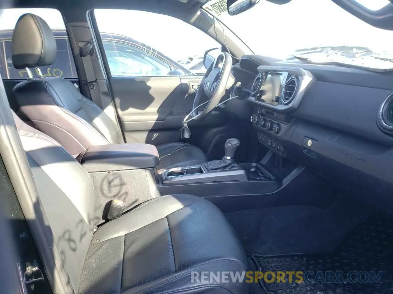 5 Photograph of a damaged car 5TFDZ5BNXKX040433 TOYOTA TACOMA 2019