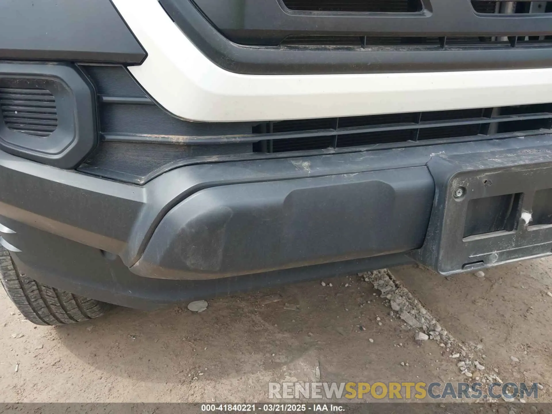 18 Фотография поврежденного автомобиля 5TFRX5GN1KX162876 TOYOTA TACOMA 2019
