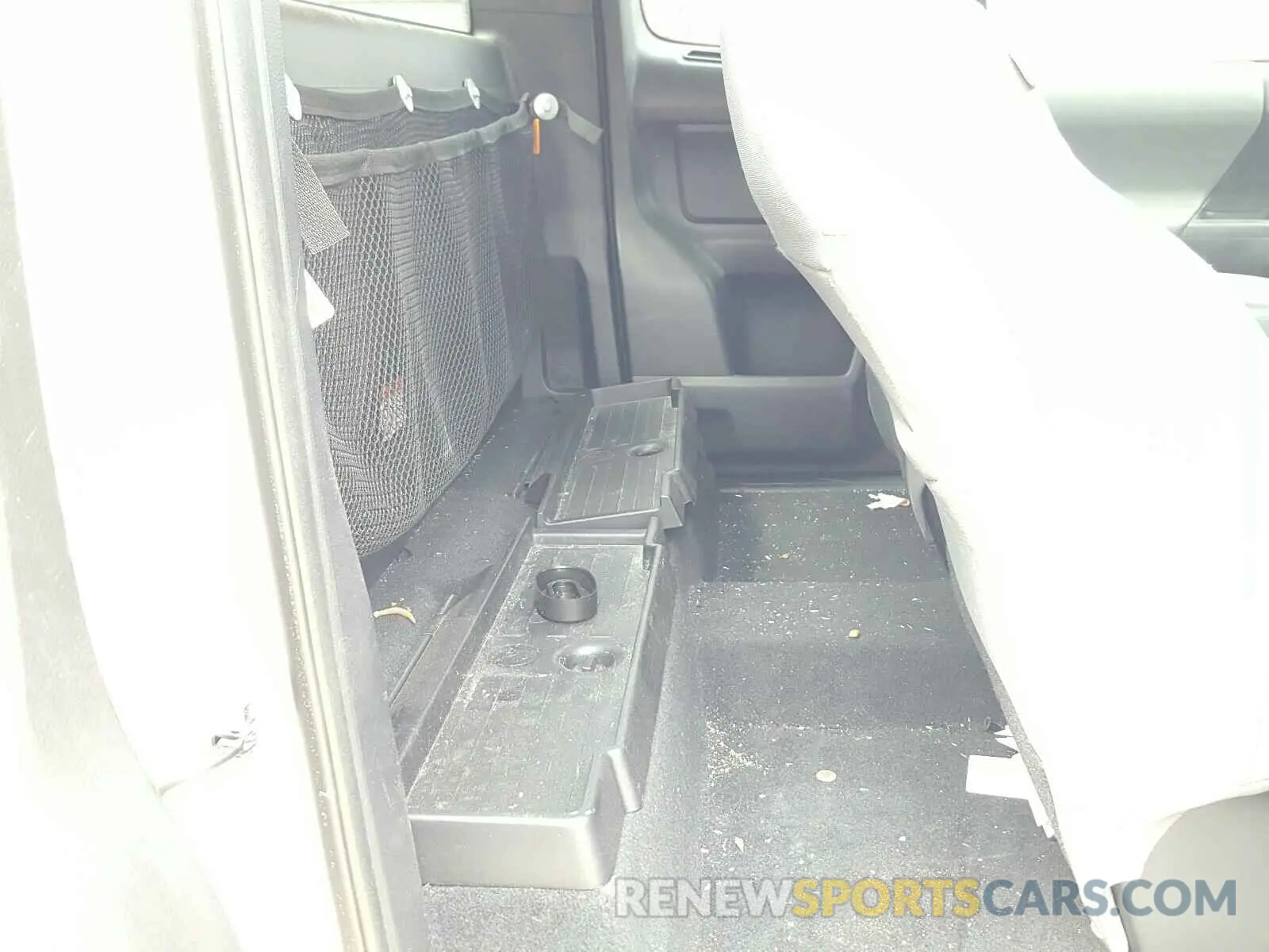 6 Photograph of a damaged car 5TFRX5GN4KX147501 TOYOTA TACOMA 2019