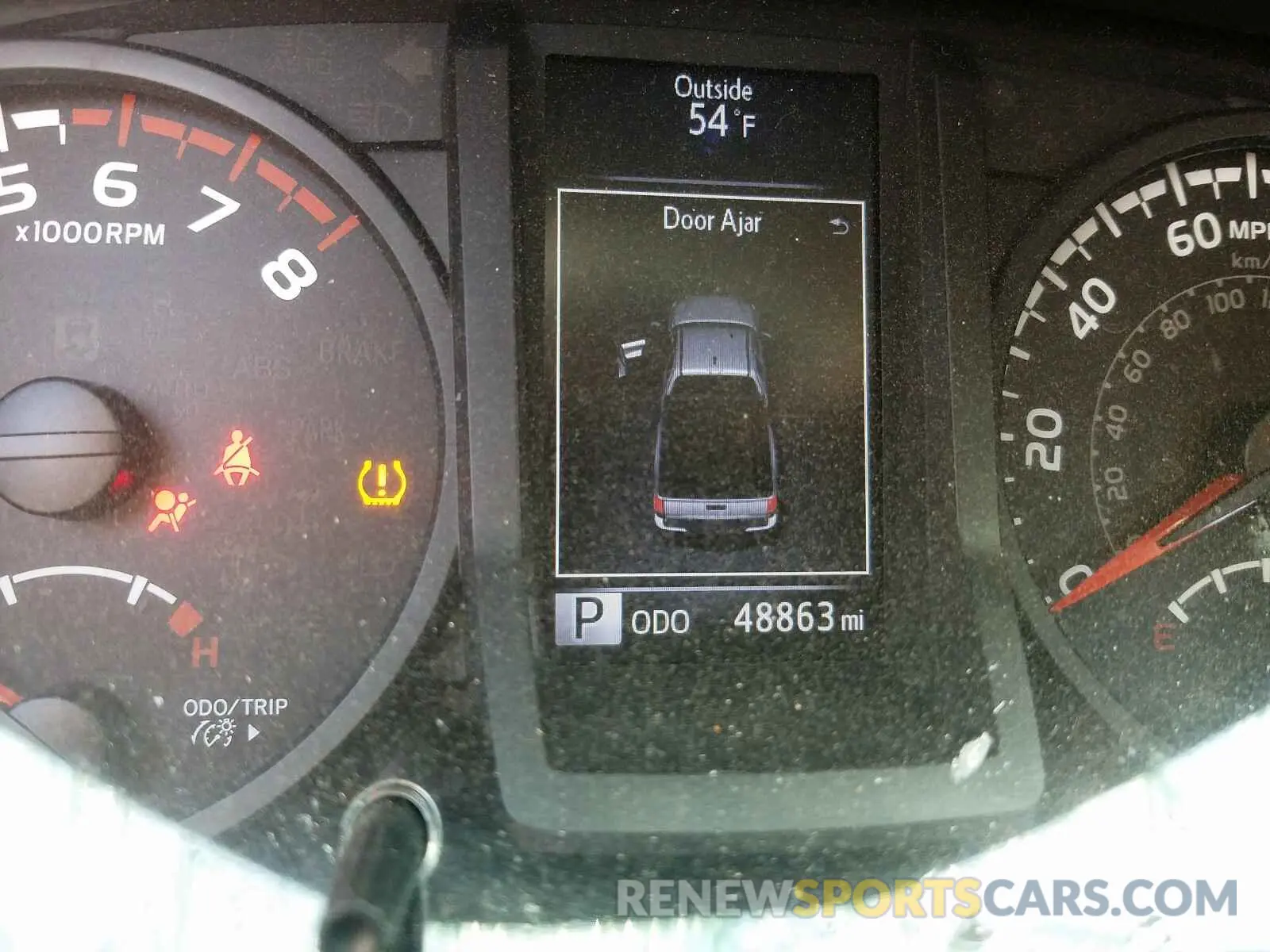 8 Photograph of a damaged car 5TFRX5GN4KX147501 TOYOTA TACOMA 2019