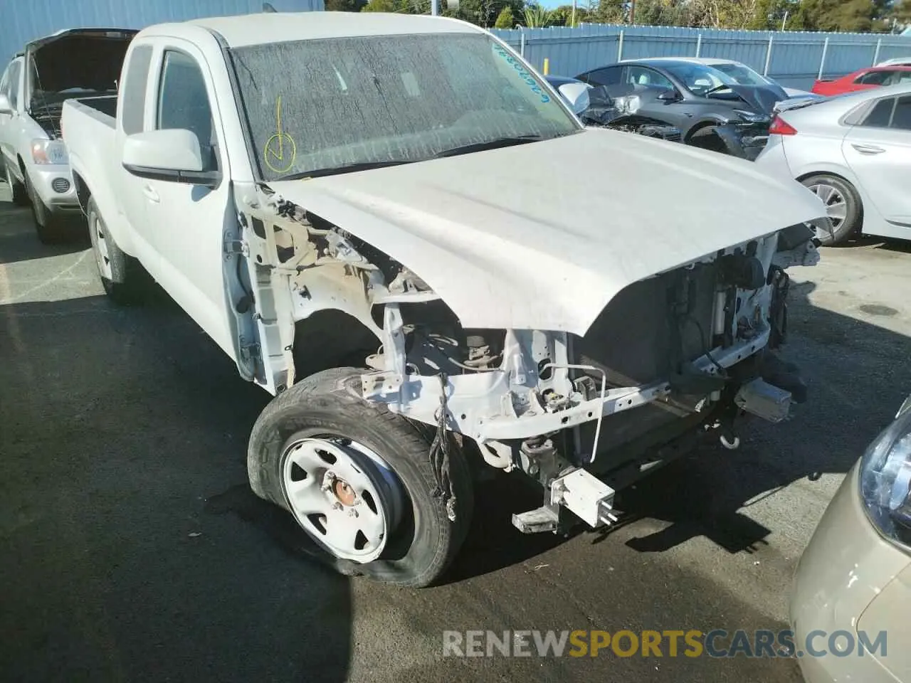 1 Photograph of a damaged car 5TFRX5GN5KX139410 TOYOTA TACOMA 2019