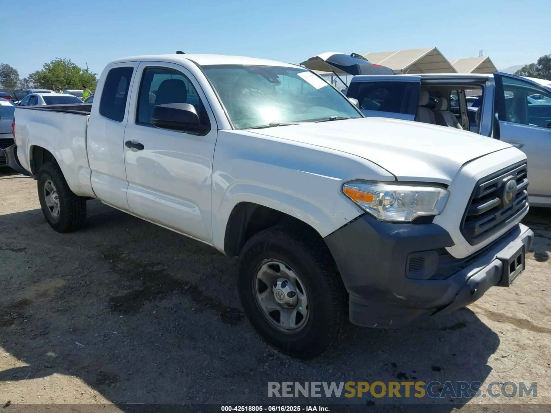 1 Photograph of a damaged car 5TFRX5GN5KX149810 TOYOTA TACOMA 2019
