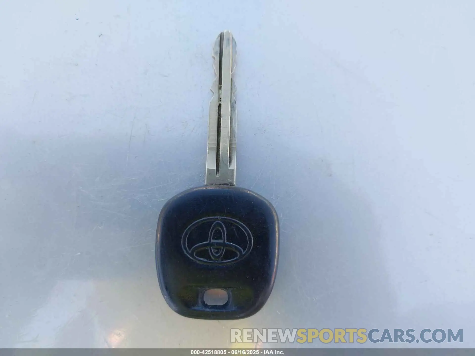 11 Photograph of a damaged car 5TFRX5GN5KX149810 TOYOTA TACOMA 2019
