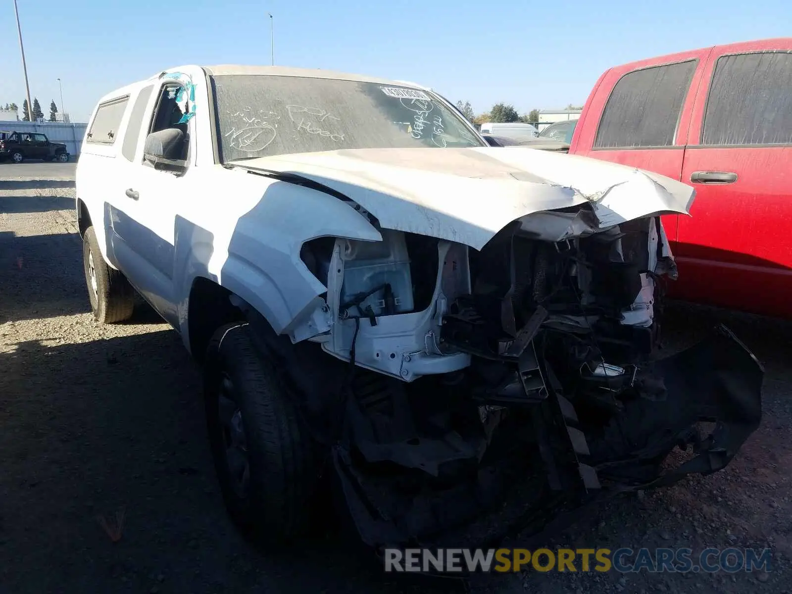 1 Photograph of a damaged car 5TFRX5GN6KX135611 TOYOTA TACOMA 2019