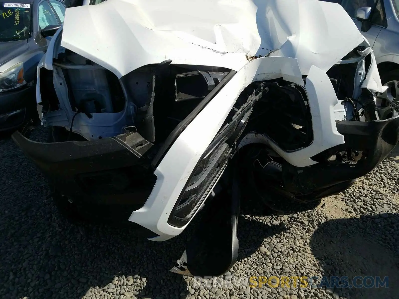 9 Photograph of a damaged car 5TFRX5GN6KX135611 TOYOTA TACOMA 2019
